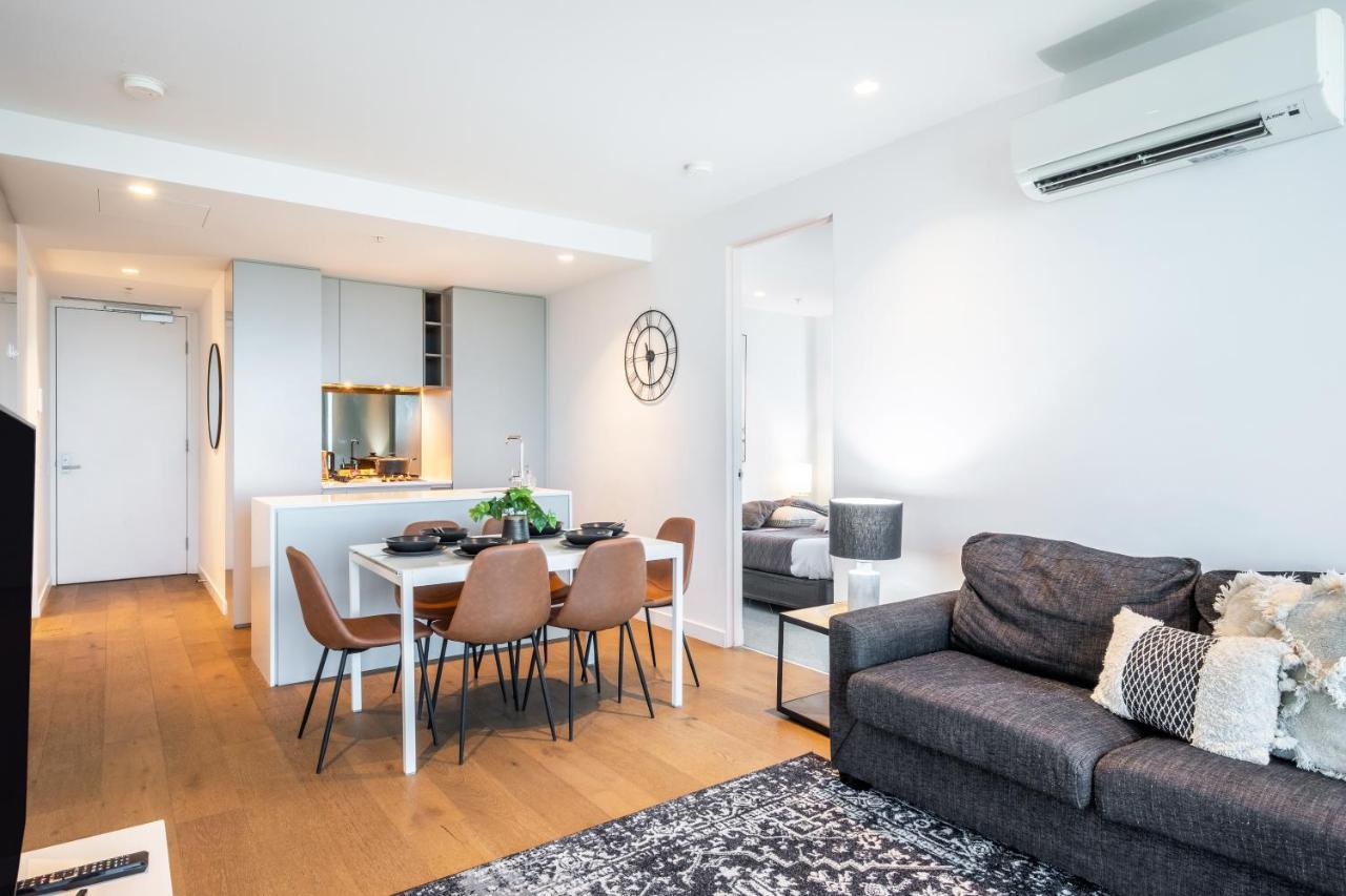 Mega Style Apartments Victoria One 墨尔本 外观 照片