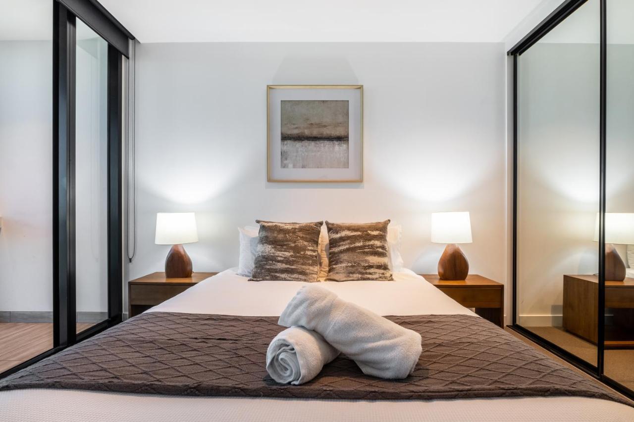 Mega Style Apartments Victoria One 墨尔本 外观 照片